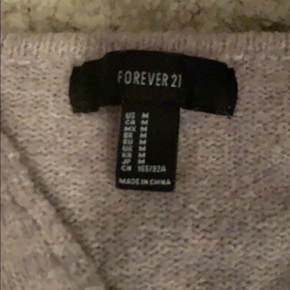 Sweater - Picture 2 of 4